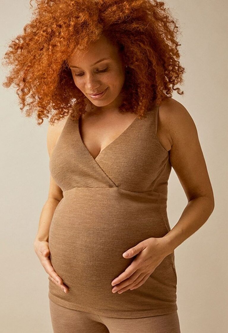 15 Sustainable Plus Size Maternity Dresses for MamasToBe