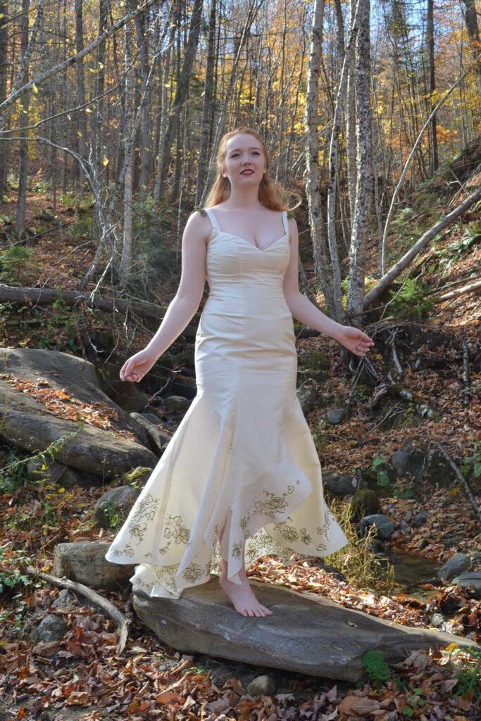 sustainable plus size wedding dresses