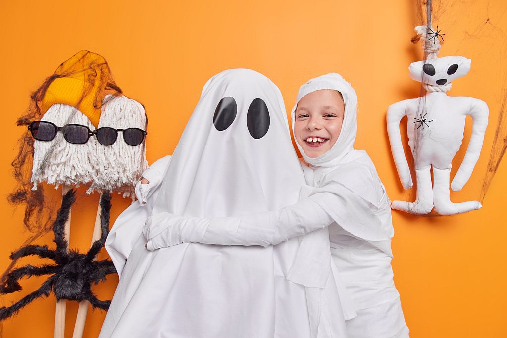 sustainable halloween costumes