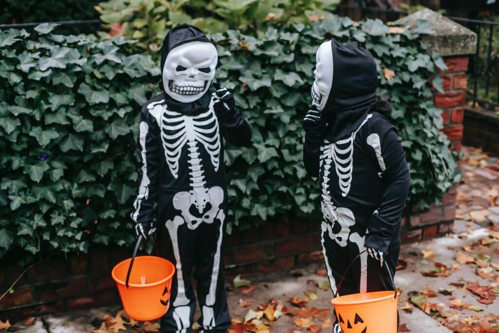 sustainable halloween costumes