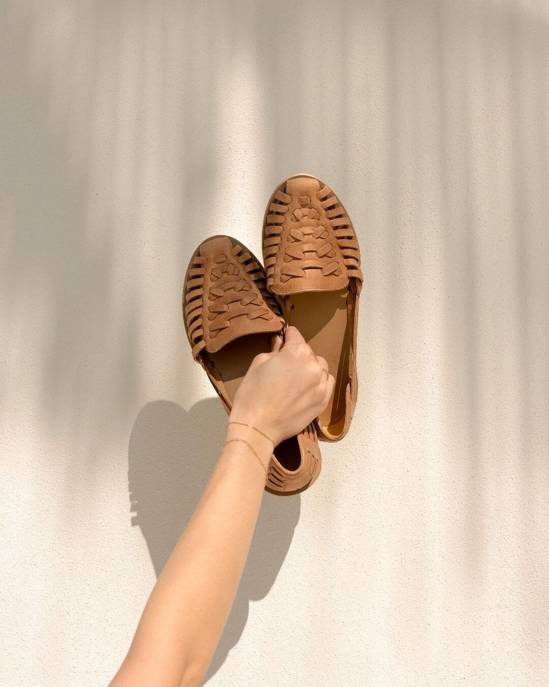 Recycle Shoes Nisolo: Sustainable Footwear That Helps the Planet